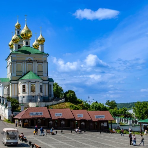 Выходные в Кинешме, Суздале и Плёсе с круизом по Волге и пикником на берегу