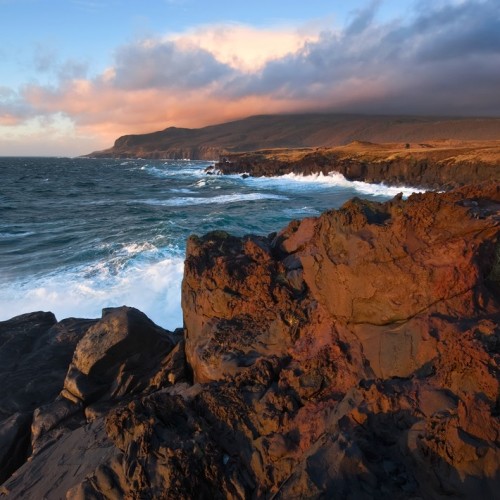 Вулканы, бухты и скалы острова Итуруп