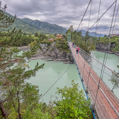 Экскурсия, фотосессия и съёмка рилс в топовых локациях Чемальского района