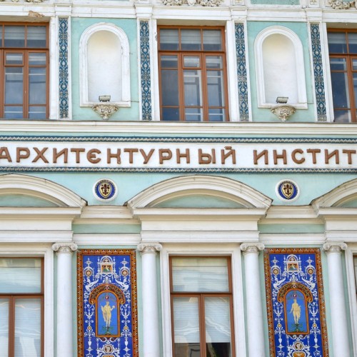 Московское утро: кофе и монастыри