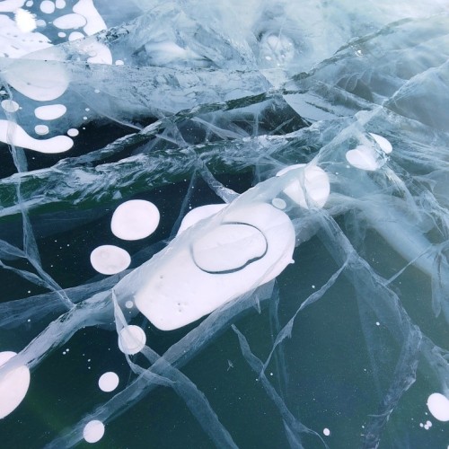 Побережье Прибайкальского национального парка зимой в мини-группе