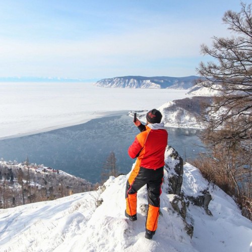 Расслабленное путешествие на Байкал с опциональными экскурсиями: Ольхон, Листвянка и много льда