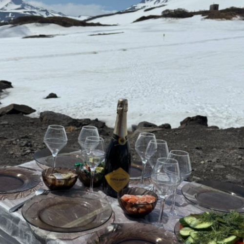 По Камчатке на джипе и снегоходах: индивидуальная поездка к вулканам, источникам и океану