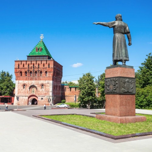 По Нижнему Новгороду — на авто