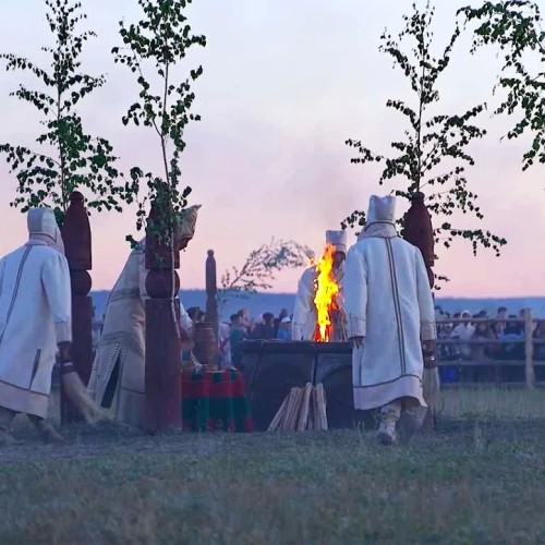 В Якутию на традиционный праздник Ысыах с посещением Ленских столбов и водными прогулками