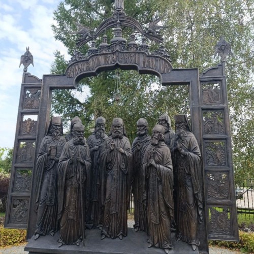 Из Санкт-Петербурга в Псковскую область: Талабские острова, Псков и Печоры