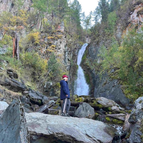 Дорогами Алтая: прогулки по горам и тропам и отдых у озёр и водопадов