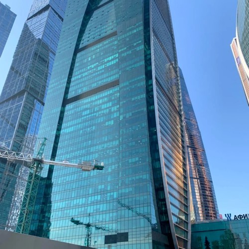 На автобусе — по красавице Москве