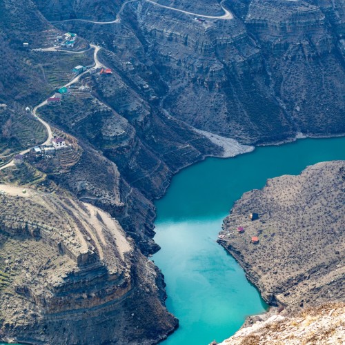 Всё самое-самое в Дагестане: от глубочайшего каньона до древнейшего города