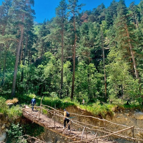 Семейный треккинг в Дигории с размещением в гостинице