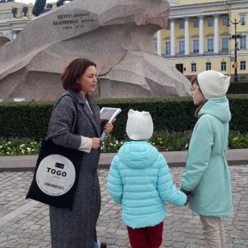 Обзорная экскурсия по Петербургу для детей (8+)