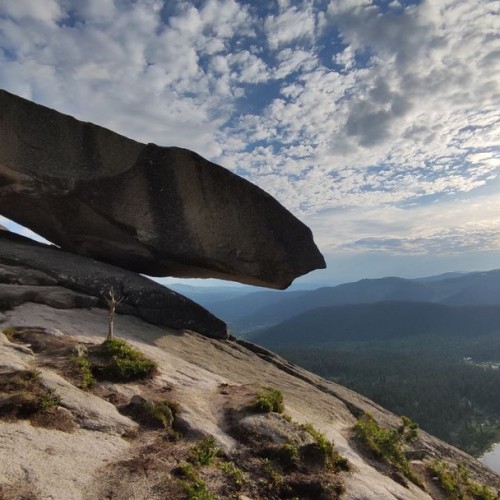 Сокровища природного парка «Ергаки»: треккинг с рюкзаками и ночёвками в палатках