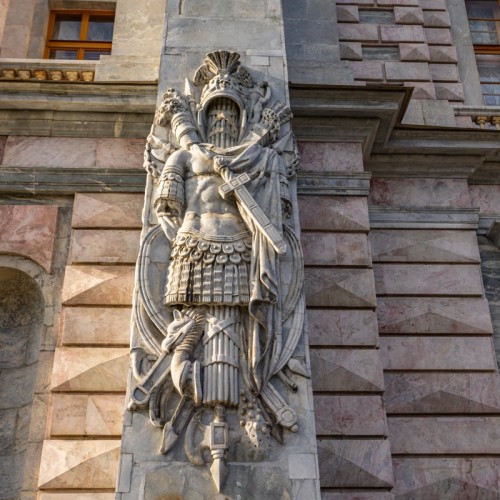 Масонский шифр Петербурга: загадки и знаки