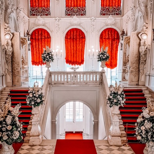 Екатерининский и Александровский дворцы в Пушкине (из Петербурга)