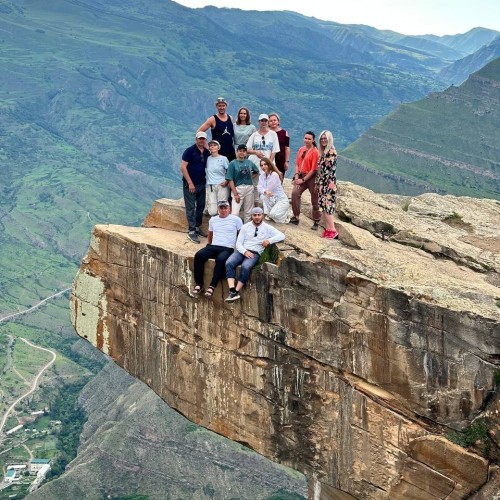 Ни в чём себе не отказывать в Дагестане: джип-путешествие по знаковым локациям