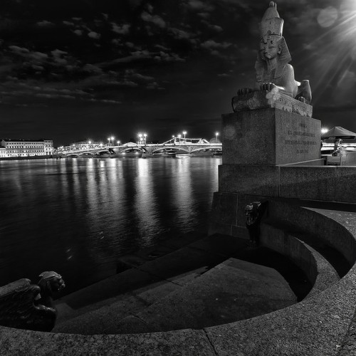 Прогулка со Смертью по Васильевскому острову