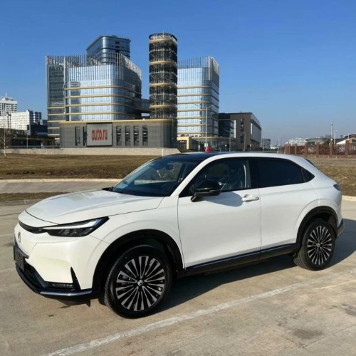 По Ярославлю на электромобиле