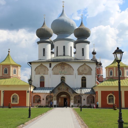 В древний Тихвин из Санкт-Петербурга (в уютной мини группе)