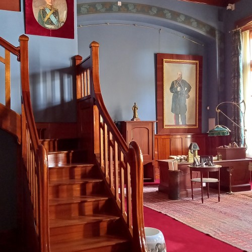 Любимая обитель Николая II в Царском селе — из Петербурга