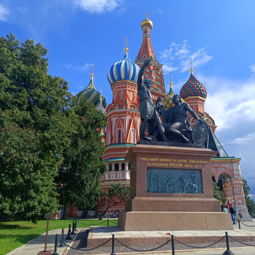 Сквозь время и камень: история московской архитектуры за 3 часа
