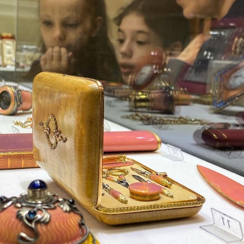 Фаберже: ювелир королей и король ювелиров