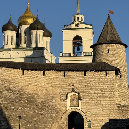 Прогулка по Пскову на закате дня