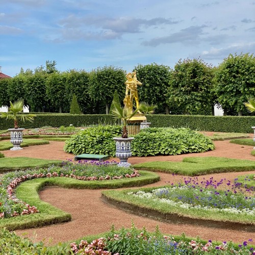 Петергоф, фонтаны Нижнего парка: автобусная экскурсия из Петербурга