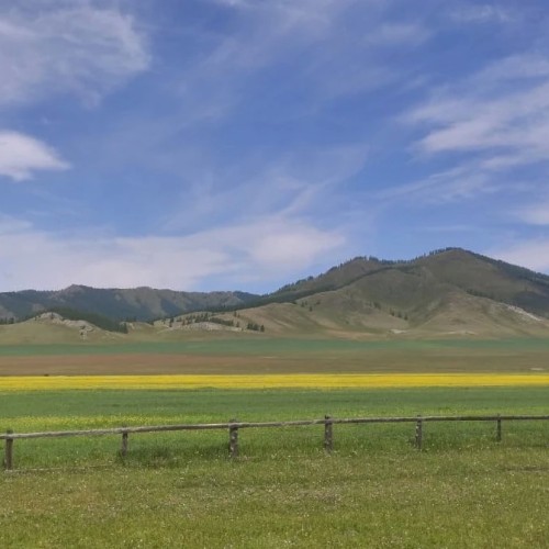 По озёрам, горам и степям с комфортом: 4 дня на Алтае