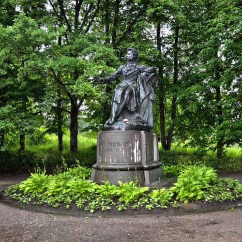 Автобусный тур в древность: Великий Новгород, Старая Ладога, Псков, Изборск и Пушкинские Горы