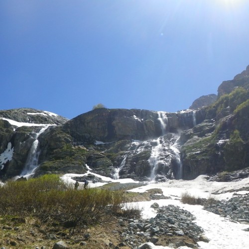 Треккинг-тур в Архыз с комфортом: прогулки в горах налегке с проживанием в гостевом доме