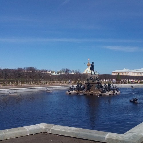 Петергоф — резиденция Петра Великого