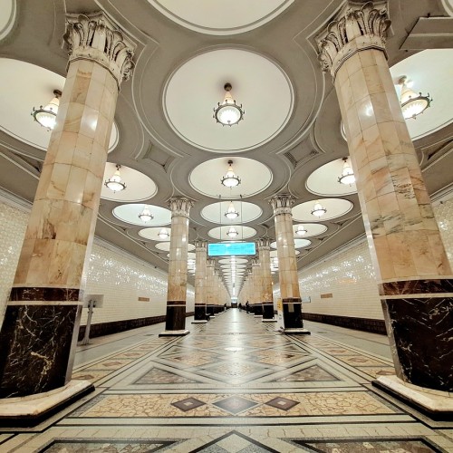 Машина времени в московском метро