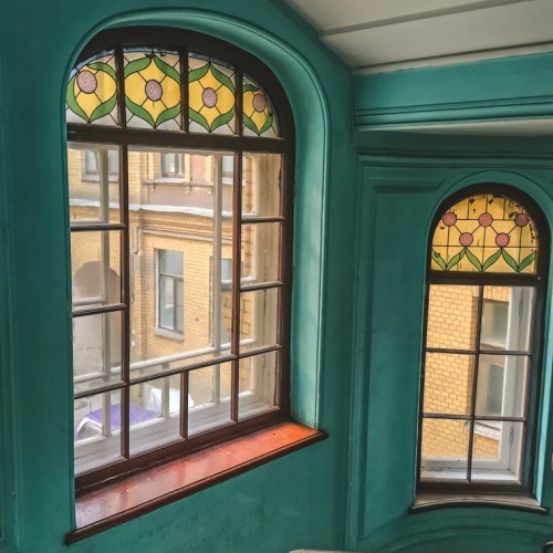 Тайная жизнь дворов и доходных домов Петербурга