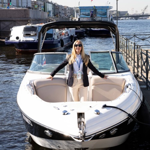 По каналам Петербурга на элитном катере с гидом