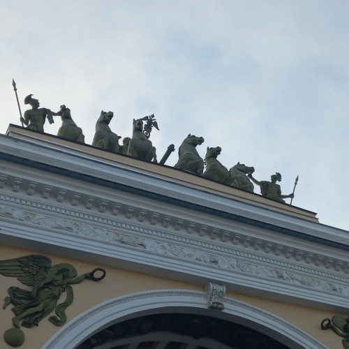 От Исаакия до Дворцовой: архитектура площадей Петербурга