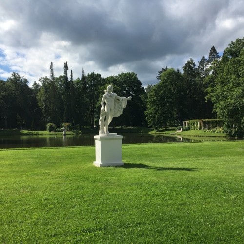 Ораниенбаум  – загородная резиденция светлейшего князя Меншикова