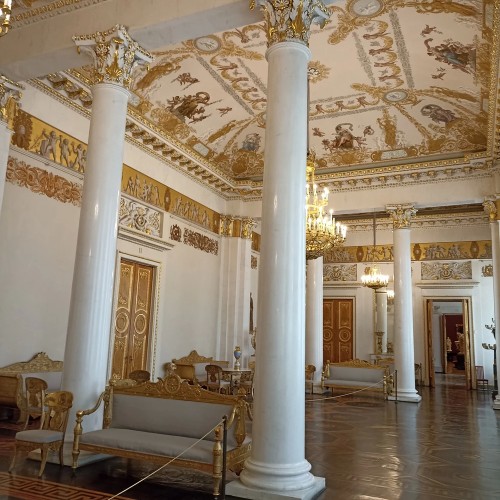 За русским искусством — в Русский музей!