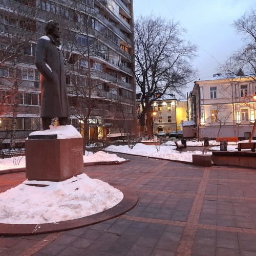 Любовь великих: авторская экскурсия по центру Москвы (18+)