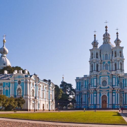 Трансфер из Пулково и экскурсия по must-see-местам Петербурга