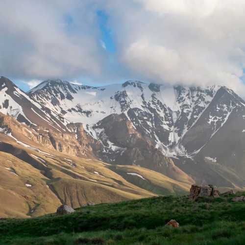 Выше только звёзды: восхождение на Базардюзю с фотосъёмкой (мини-группа)