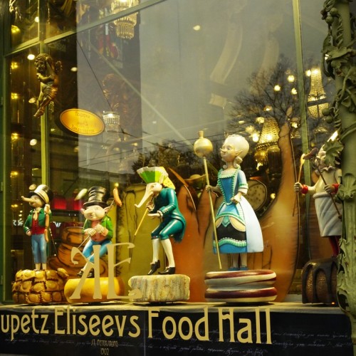 Секреты Невского проспекта: истории и судьбы жителей в лицах