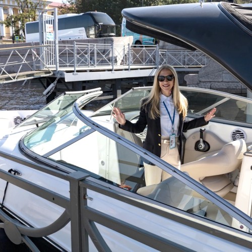 По каналам Петербурга на элитном катере с гидом