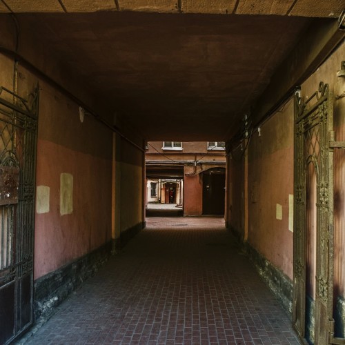 Обратная сторона Петербурга