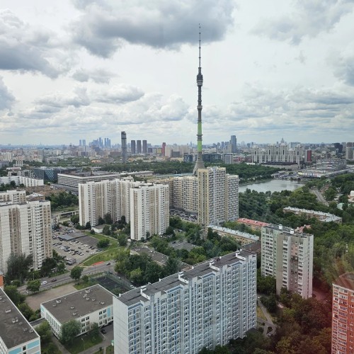 «Солнце Москвы»: панорамный полёт + экскурсия в группе по ВДНХ