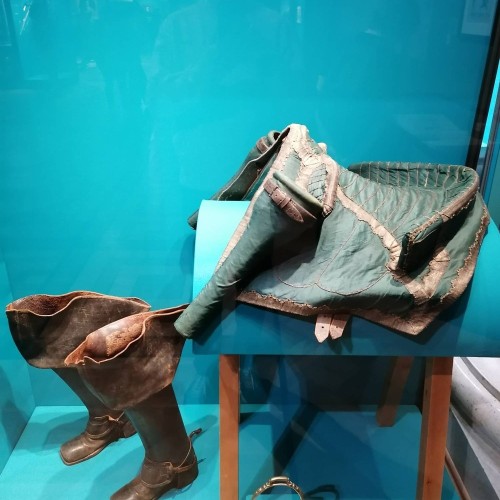 «К барьеру! Поединки и дуэли от Ахилла до Лифаря»: экскурсия в Эрмитаже