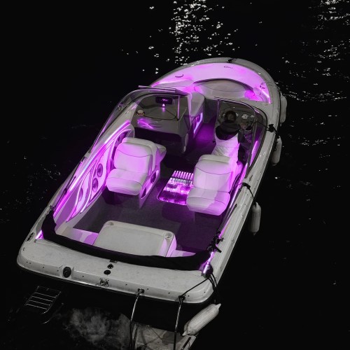 По рекам и каналам Санкт-Петербурга на катере с караоке