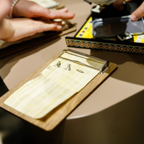 В Египетский зал Эрмитажа с энтомологом