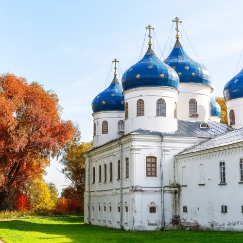 Святое Поозерье: Перынский скит и Юрьев монастырь (на вашем авто)