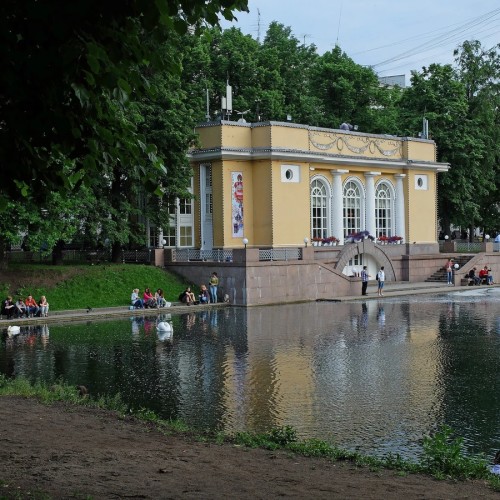 Богемная Москва: увлекательная прогулка по Патриаршим