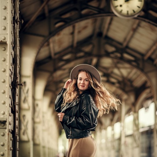 Фотосессия на Витебском вокзале в Петербурге